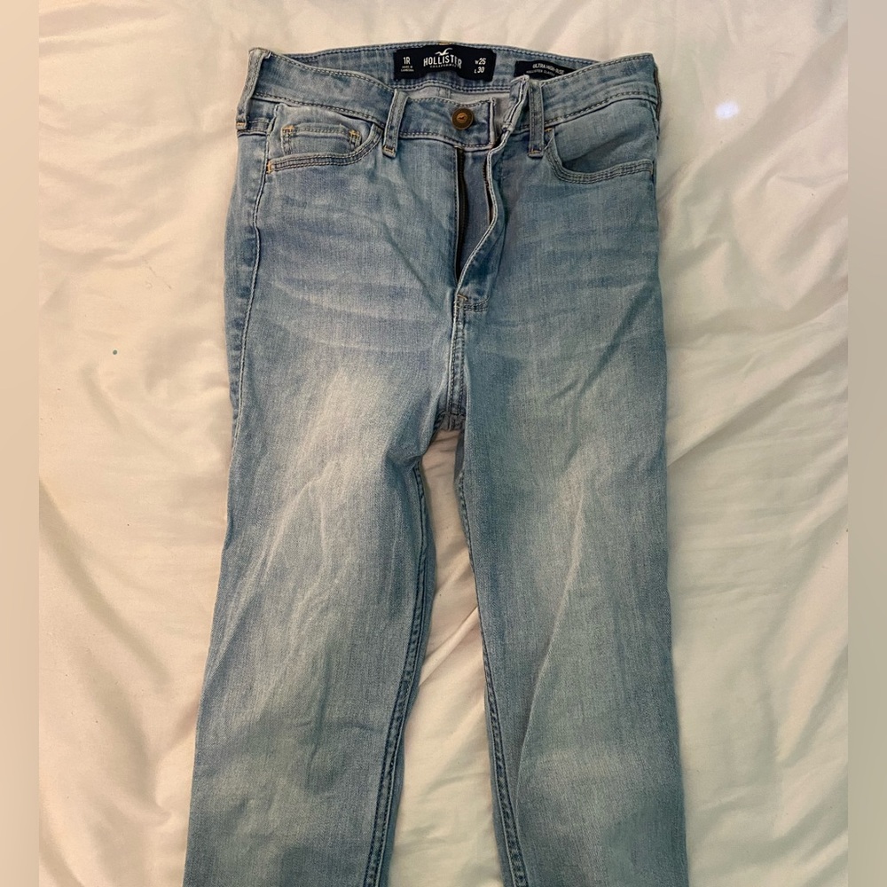 Hollister light wash jeans